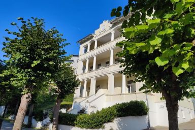 Ferienwohnung 5 in Sellin auf Rügen Villa Celia 6 Pers. WLAN und Sauna 200 m vom Strand entfernt