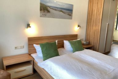 Yachthafenresidenz - Wohnung 9306 / 890