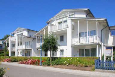 Villa Karola - Balkon, gratis Nutzung vom AHOI Erlebnisbad und Sauna - Villa Karola FeWo 12