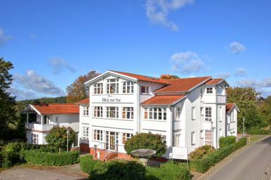 Haus Blick z See - FeWo mit Meerblick, Schwimmbad- und Saunanutzung - Haus Blick zur See FeWo 02