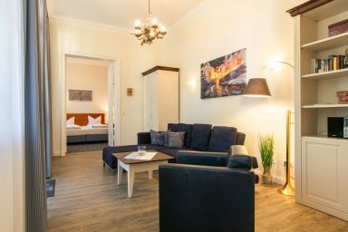 Strand-Park - Villen-Apartment direkt am Ostseestrand mit einmaliger Loggia und Parkblick