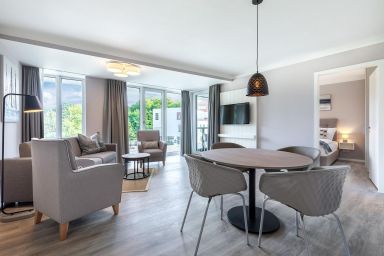 Godewindpark Travemünde - Top-modernes Ferienapartment mit Loggia, zwei Bädern und Saunabereich im Haus