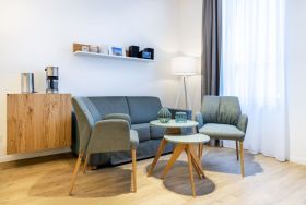 Wohn-/Essbereich mit Einzelschlafcouch