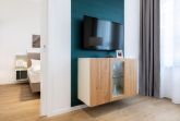 Wohn-/Essbereich mit Flatscreen-TV