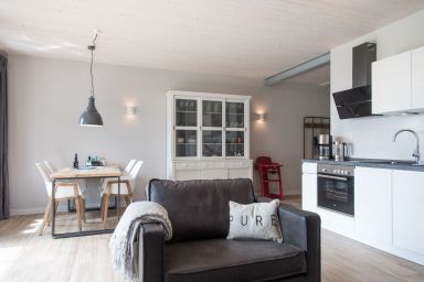 Gulfhof Dreybült - "Entspannen Sie in der charmanten Ferienwohnung Gulfhof Dreybült in Neßmersiel!"