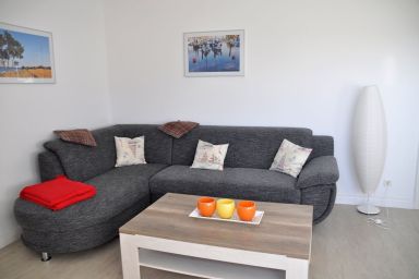 Burg und Burgstaaken - Ferienwohnung für 2 Erwachsene und 2 Kinder mit Garten in Burg auf Fehmarn - hundefreundlich