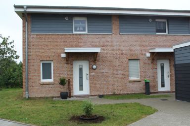 Ferienhaus Traummomente - Wunderschönes Reihenferienhaus mit Sauna in Tossens an der Nordsee. Haustierfrei