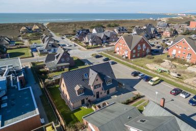 Stran Hüs 2 - Luxus-Mittel-Hausteil in unmittelbarer Strand- und Meeresnähe gelegen.