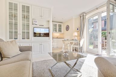 Landhaus Berthin-Bleeg, App. 3 Nette-Bleeg - Ideale Lage. Luxuriöse Ausstattung. Schöner Urlauben.