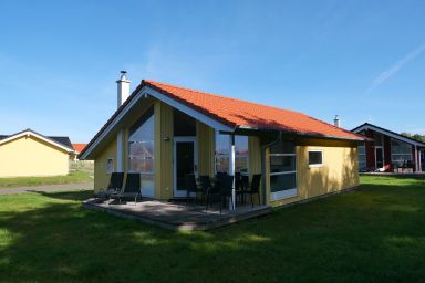 Holiday Vital Resort - gemütliches Ferienhaus für 6 auf 62m² mit Sauna & Kaminofen, Hunde willkommen