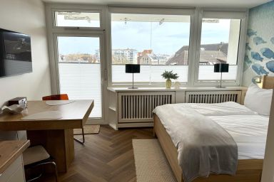 Boje - Modernes und zentrales App. mit Balkon, PKW-Stellplatz, WLAN. Haustiere erlaubt.