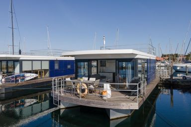 Hausboot "Fjordblik" in Barth - Hausboot "Fjordblik" -komfortables schwimmendes Ferienhaus im Barther Yachthafen