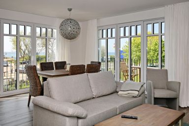 Linden-Palais - Linden-Palais Wohnung 14 - 3 Zimmer für 5 Personen mit Hund, Balkon & Seeblick nahe Strand