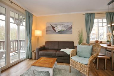 Ostseewelle - Helle 2-Zimmer-Wohnung für bis zu 4 Personen mit Südbalkon