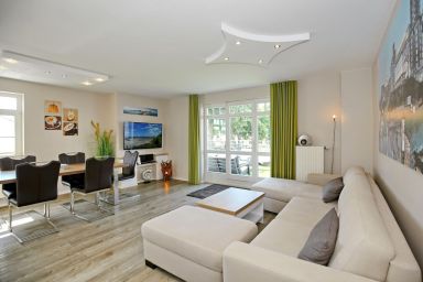 Villa Hanse - Ferienwohnung 306 Villa Hanse Kühlungsborn – 3 Zimmer, Südterrasse, Meerblick