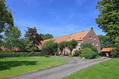 Fietje - Ferienwohnung Fietje mit Wellnessbereich in historischem Gulfhof