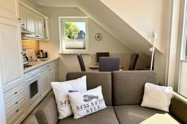 Landhaus Reiherweg, Whg. 4 - Schöne 2-Zimmer-Ferienwohnung mit Südbalkon, ruhig und strandnah gelegen