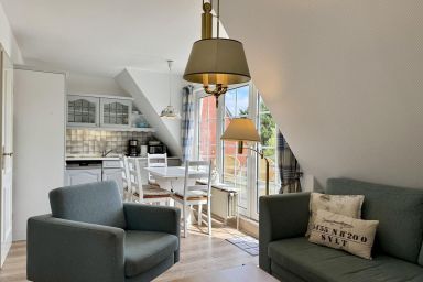 Süderstraße Whg. 11 – Landhaus - Gemütliche 3-Zimmer Ferienwohnung für 4 Personen, strandnah in Westerland