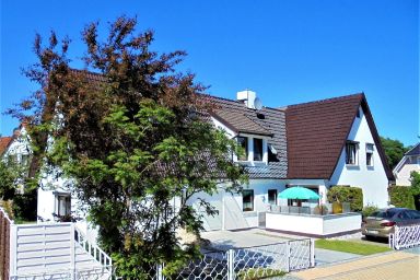 Geräumige Ferienwohnung in Zingst mit Terrasse