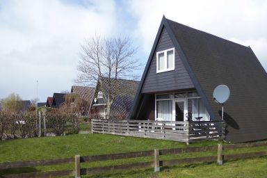 Nettes Ferienhaus in Fedderwardersiel