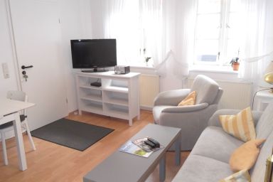 Carl-Häberlin-Str. 15, EG