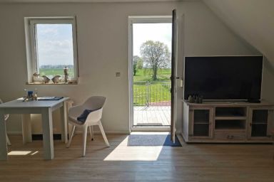 Ferienwohnung Haffblick mit großem Balkon - Ferienwohnung im OG