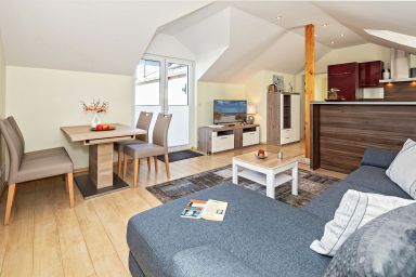 Ferienwohnung 2 mit Meerblick und Südbalkon