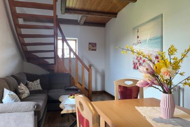 Ostsee Bauernhof Schwalbennest OFC 15 - Nr.1 / 3 Zimmer Ferienwohnung mit Terrasse und Garten