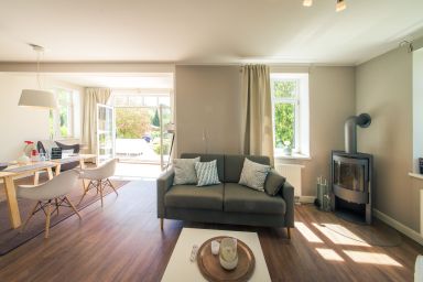 Gutshaus Krummin Usedom - 2. Stilvolles Wohlfühlappartement Flieder