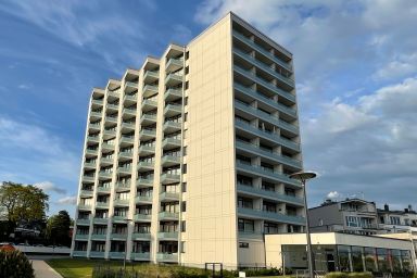 Kleine Möwe, Prinz Hamlet - App. Kleine Möwe, 2 Erw. 2 Ki., 5. Stock