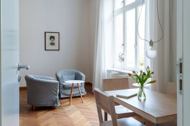 Das Gutshaus - Ferienwohnung - Wohnung 1 - Dein Rückzugsort mit Blick auf den Elefantenbaum