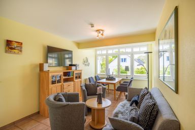 Villa Meernixe - nur 50 Meter zum Ostseestrand - Whg. 013 / 1. Etage mit Balkon/ Nur  für 4 Personen buchbar