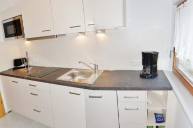 Reetdachhaus 47001 - FEWO Bodden 47003