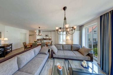 Villa Lara, STRANDNAH, teilw. SEEBLICK - Villa Lara Whg. 9, STRANDNAH, GROSS, SAUNA, KAMINOFEN