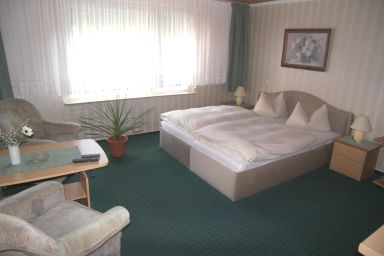Ferienunterkünfte Orpel mit WLAN & Terrasse - Bungalow 2 groß