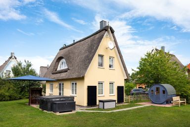 A 12 Premium Reethaus  Elster mit Whirlpool und Sauna