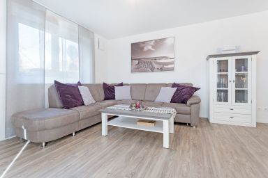 Brenkenhagener Weg 8-10 Wohnung 1