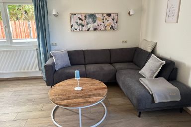 Ferienhaus  ,,Schwalbennest Bella“  in Albertsdorf Nähe des Strandes Gold