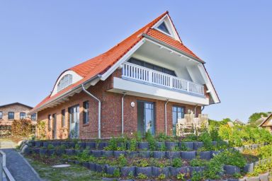 Ferienhaus Zaunkönig - gemütliche Ferienwohnung mit Meerblick, Balkon - Ferienhaus Zaunkönig OG