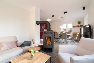 54° Nord - Moderne, strandnahe Ferienwohnung für 6 Gäste mit Terrasse, Kamin und Sauna