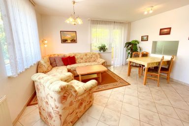 Waldstrasse - „Entdecken Sie die Ferienwohnung "Waldstrasse 12/05": Ihr Traumurlaub am Meer!“