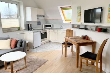 Neujellingsdorf - Ferienwohnung ”Meer Natur Blick” für 2 Personen mit Meerblick - Neujellingsdorf