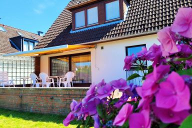 Ferienhaus mit Garten und idyllischer Ruhe - Strandoase für Familien - Ferienhaus mit Garten, idyllischer Ruhe und Strandnähe