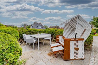 Ferienliebe Strandzeit - Buchbar ab Januar 2026! Ferienwohnung mit Terrasse in Wenningstedt auf Sylt