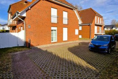 Jordanstr. 32 Whg. 2 - Komfortable Ferienwohnung mit Terrasse und moderner Ausstattung in Zingst