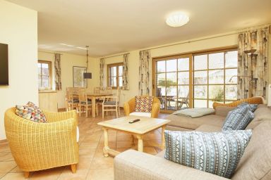 Reethaus Wiek - modernes und komfortables Ferienhaus - Reethaus Wiek linke Haushälfte