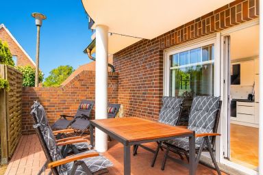 Südoase - Südoase - Moderne Ferienwohnung mit Terrasse & Garten in ruhiger Lage