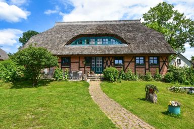 Wohnung in Groß Stresow mit Garten und Terrasse