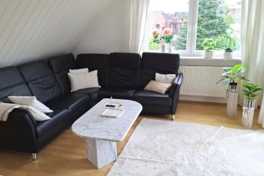 Ferienwohnung "Möwennest" mit Balkonterrasse
