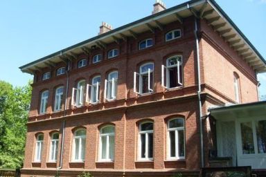 Haus im Park - Hebbel-Stuben mit gr. Wohnküche & TV